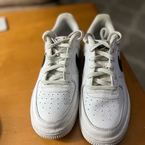 Classic Nike Air Force 1 low